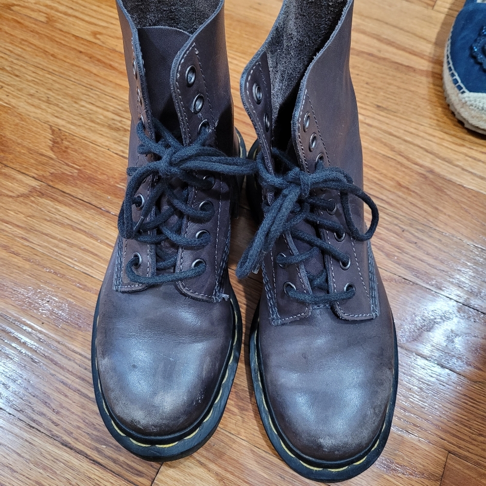 Dr. Martens